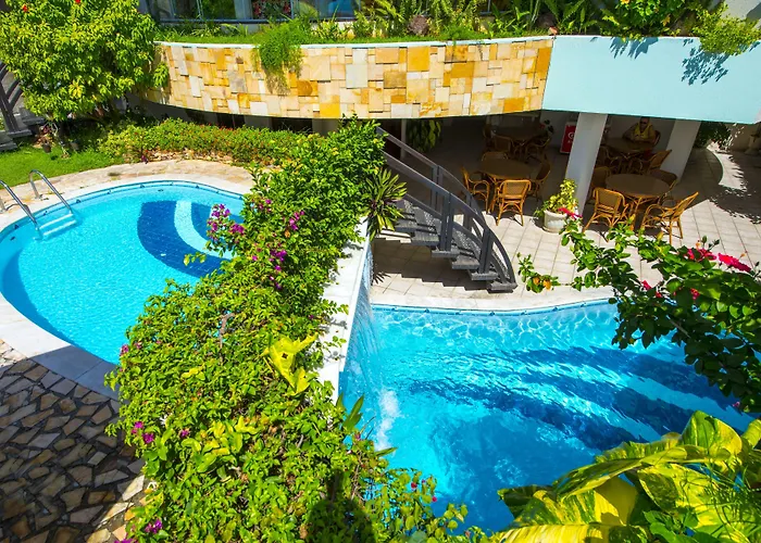Divi-Divi Praia Hotel